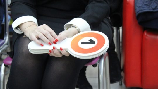 Départ à l’étranger : vider sa maison grâce à une vente aux enchères