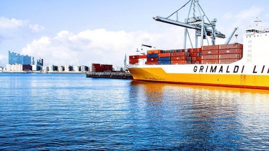 Transport de Fret : pourquoi choisir le fret maritime pour vos marchandises ?