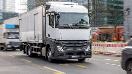 Lamberet ou Chereau : duel des leaders de la carrosserie pour camion frigorifique