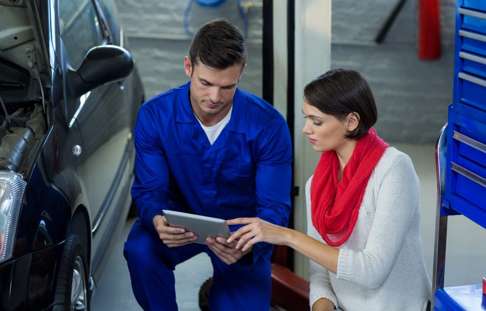 Désinfection habitacle gratuite dans les forfaits révision auto : que vaut-elle ?